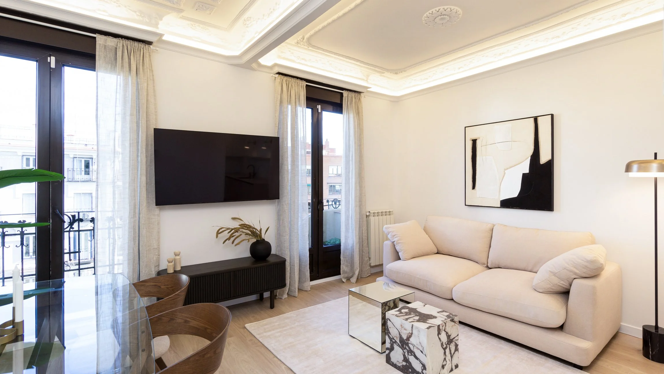 Santa Engracia-Reforma-Integral-Interiorismo-Salon-Comedor-Clasico.jpg