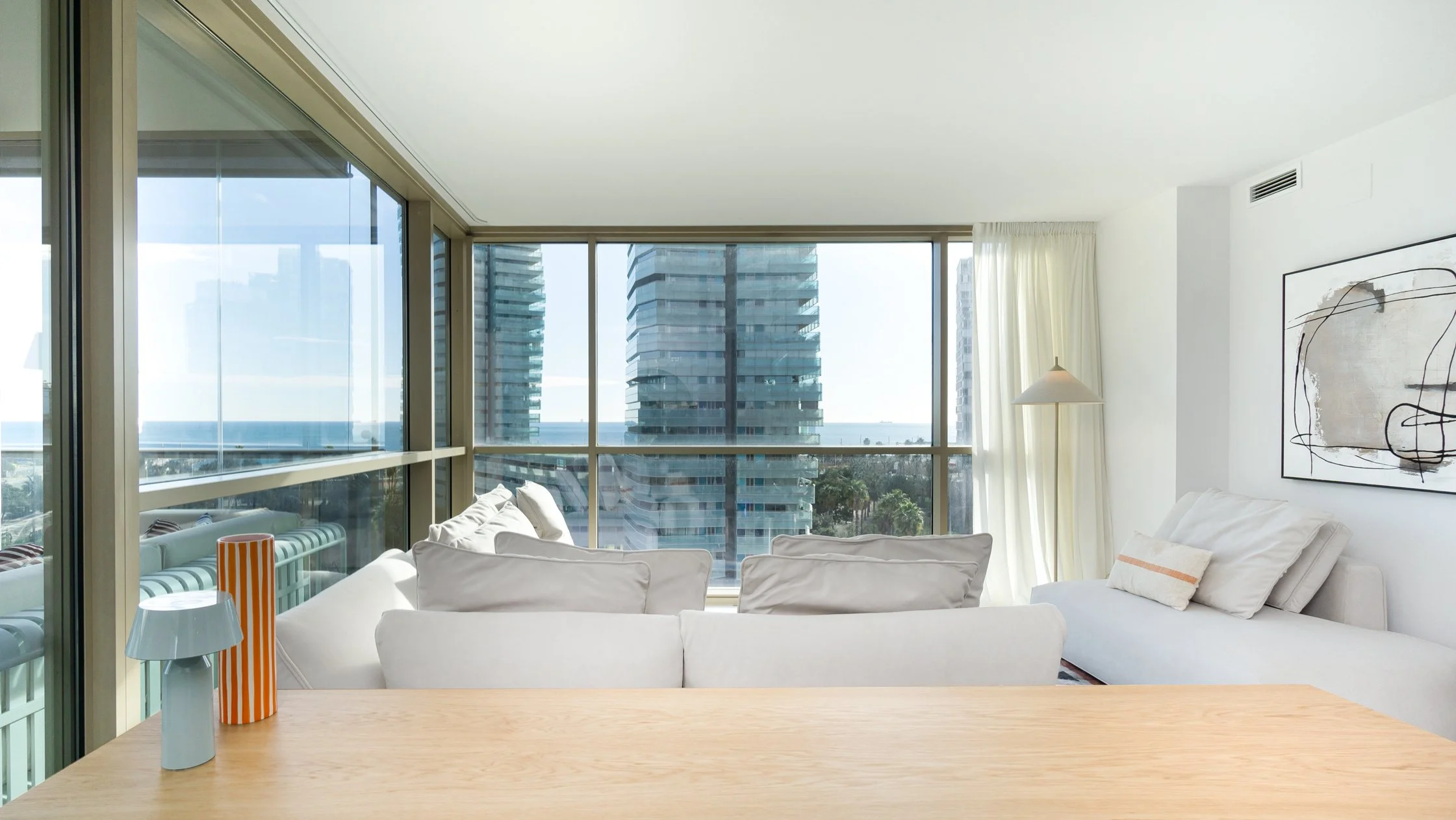 DiagonalMar-Salon-Deco-Vistas.jpg