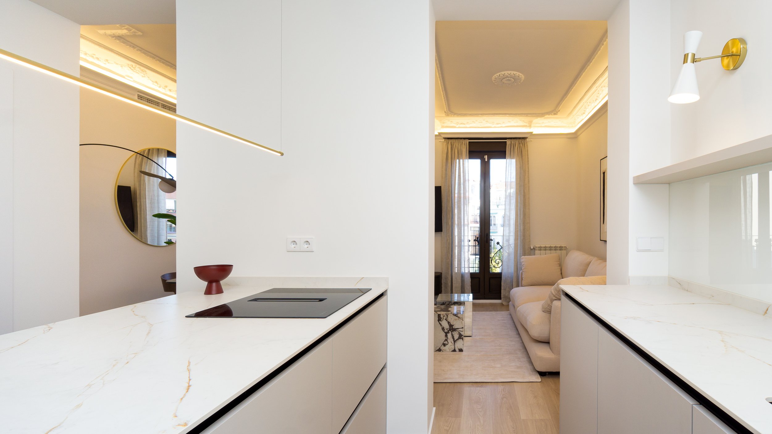 Santa Engracia-Reforma-Integral-Interiorismo-Salon-Cocina.jpg