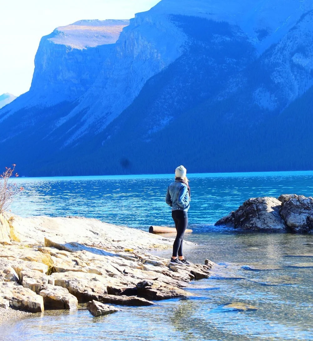 &ldquo;The inspiration you seek is already within you. Be silent and listen&rdquo; - Rumi 

Find some time to get quiet today and truly listen to your heart. Everything is within you 💙

#yoga #iyengaryoga #yogateacher #yogapractice #yogalover #blogg