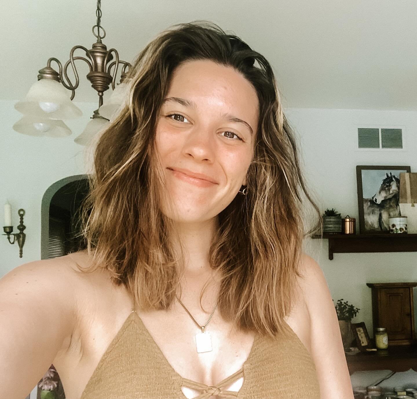 Welcoming a brand new teacher to our community 🦋🌷💕

Natalie just graduated from The Space Holder Teachers traning, passed her feedbacks and is ready to teach! She radiates kindness, compassion, and play. 🤸 

When you see her around say hello! 👋?