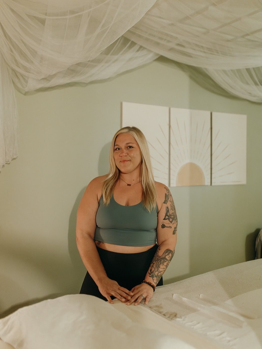 Meet Marissa of @wildflowersoul_healing 🌿 
She&rsquo;s one of the newest practitioners at Ethos, offering Reiki. You may recognize her from around the studio, as she&rsquo;s also part of our 2026 teacher training cohort. We&rsquo;re so happy to have