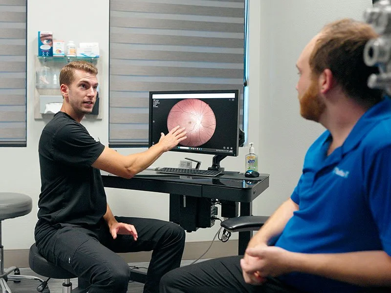 Why Daily Contact Lenses Are Healthier for Your Eyes Than Monthly Contacts