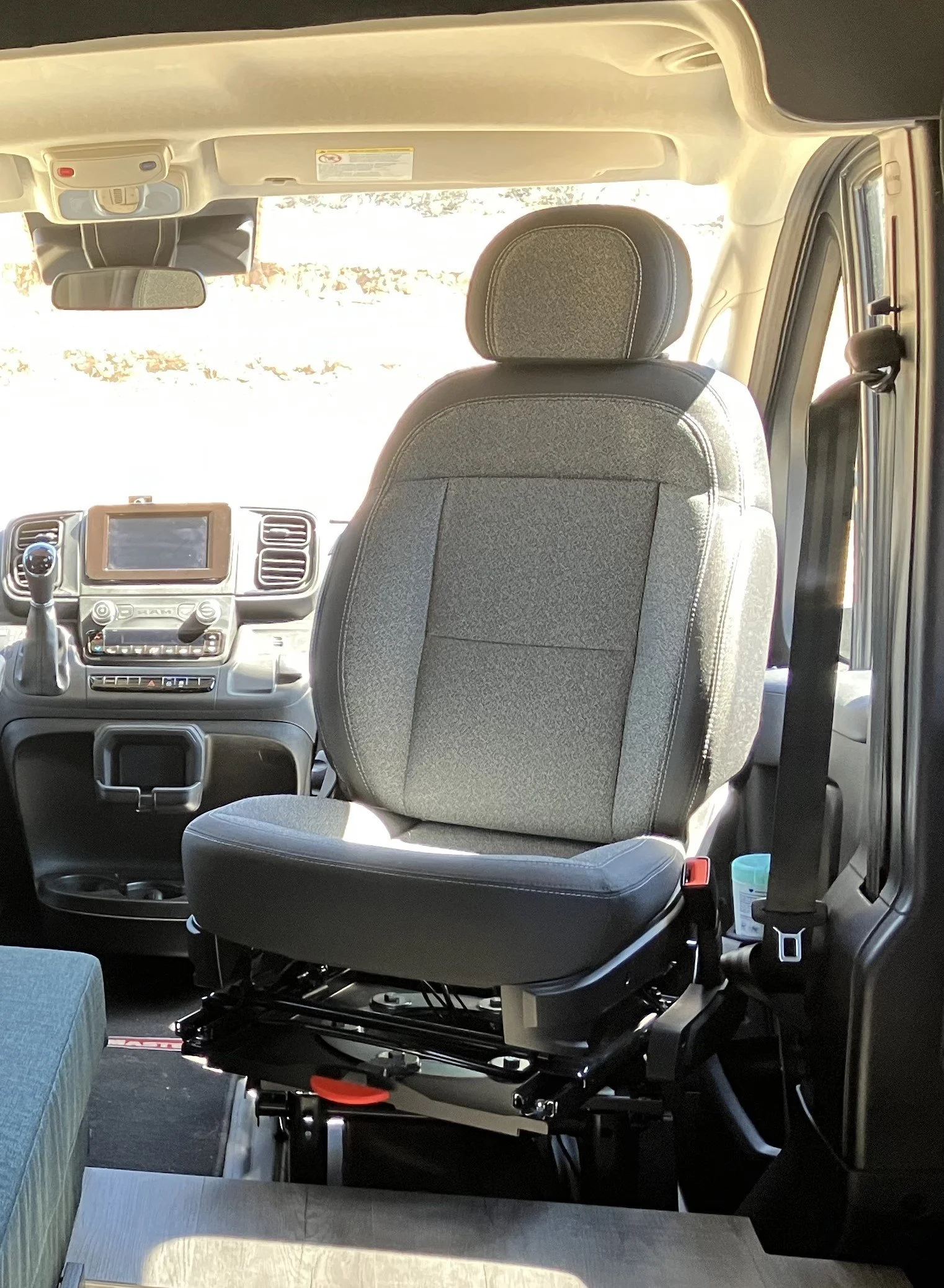 Swivel Seat.JPG