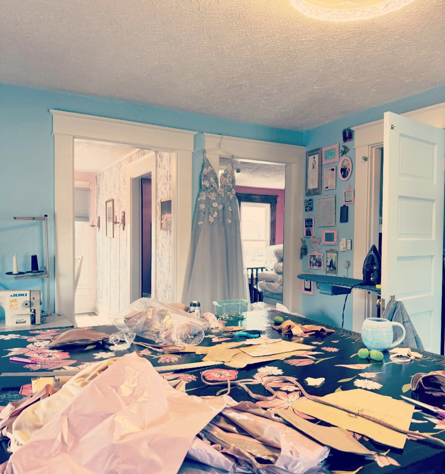 A gorgeous deeply satisfying beautiful mess πΈππ¦!! The studio is buzzing with dresses, sparkling fabric remnants and much more. I’m adjusting to the hem and haw of it all— and when it seems to be taking forever—I turn around and I