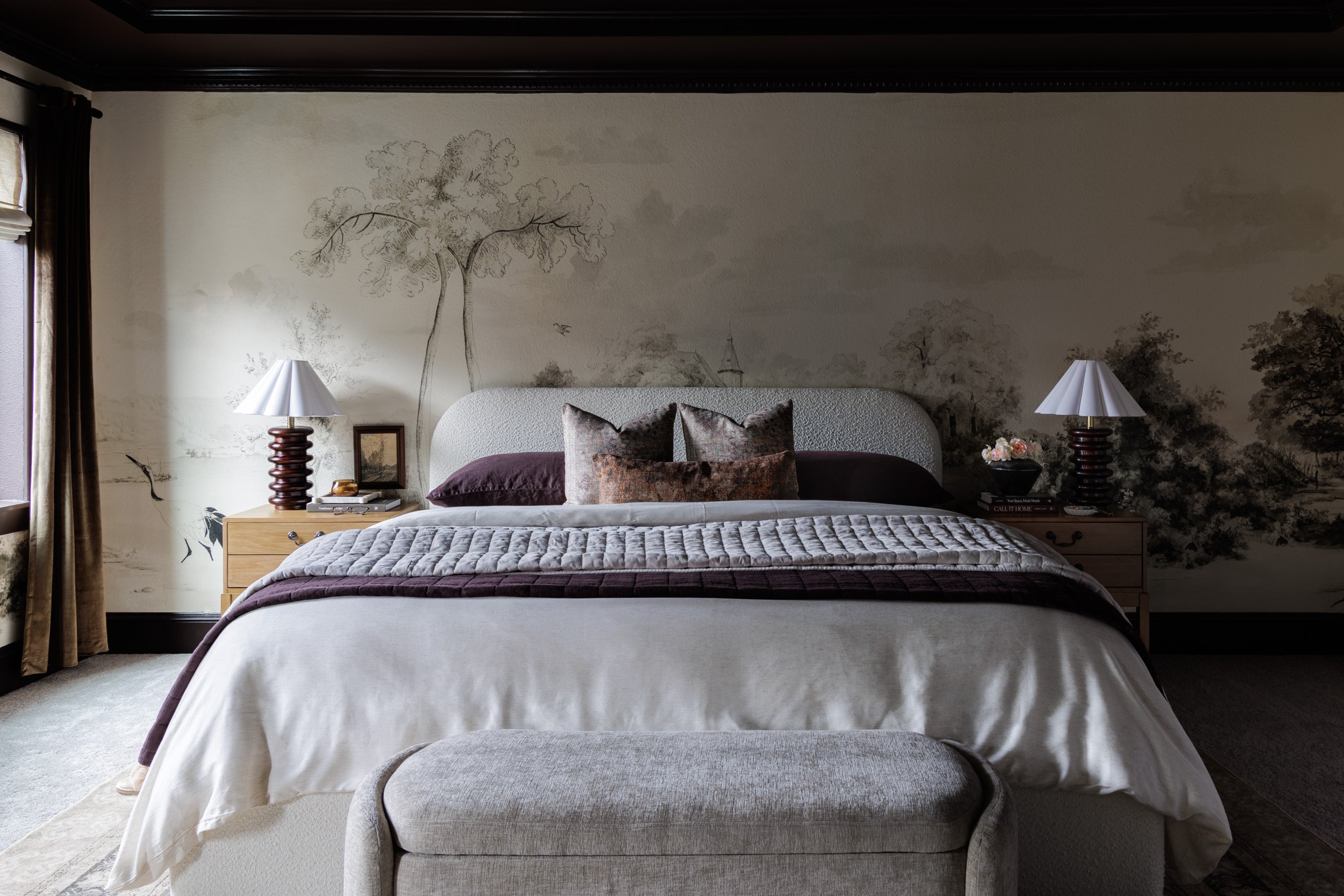 Moody-Transitional-Bedroom-Interior-Design-Photos-Taylor-Roberts-Photography-Seattle-WA-2.jpg