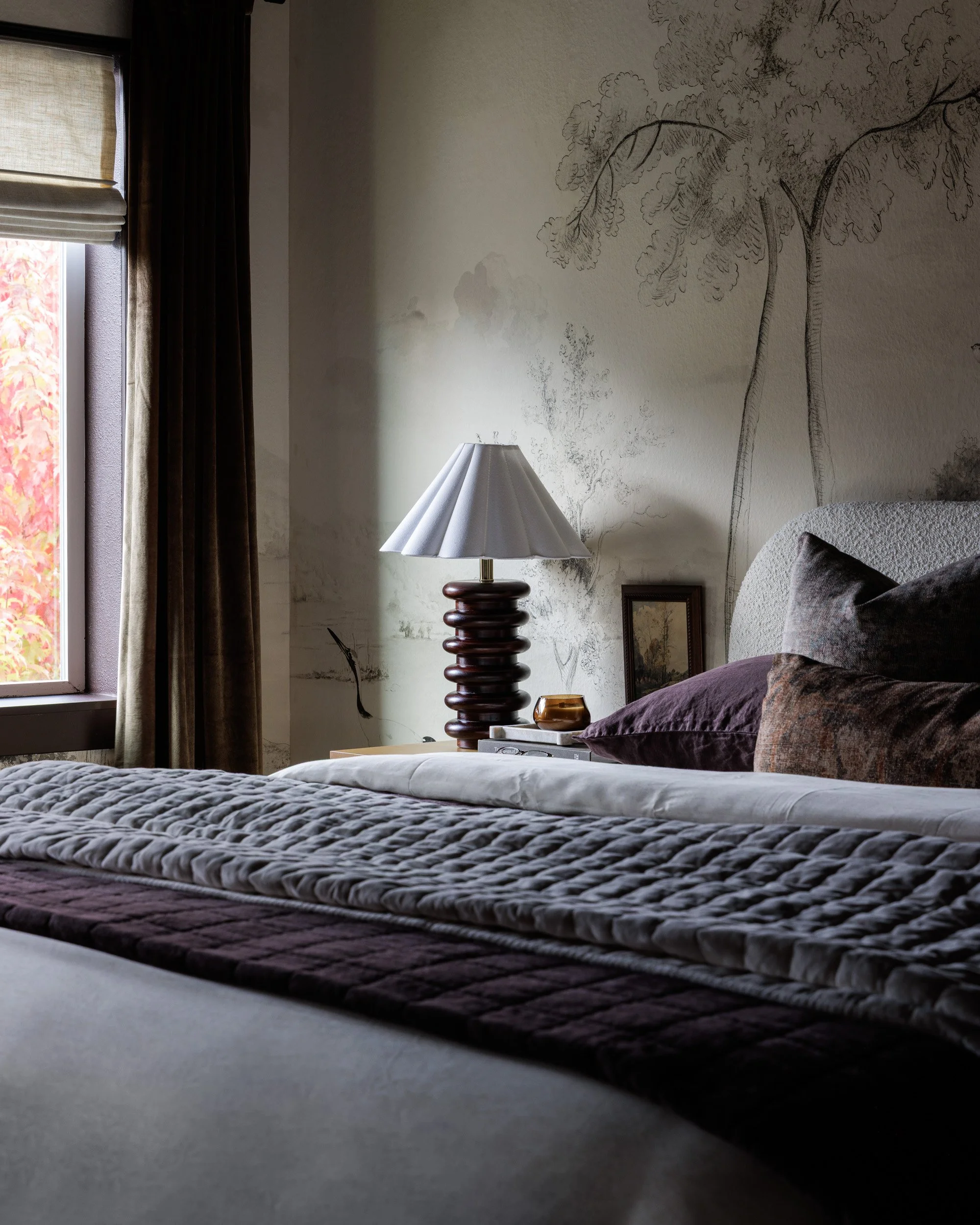 Moody-Transitional-Bedroom-Interior-Design-Photos-Taylor-Roberts-Photography-Seattle-WA-1.jpg