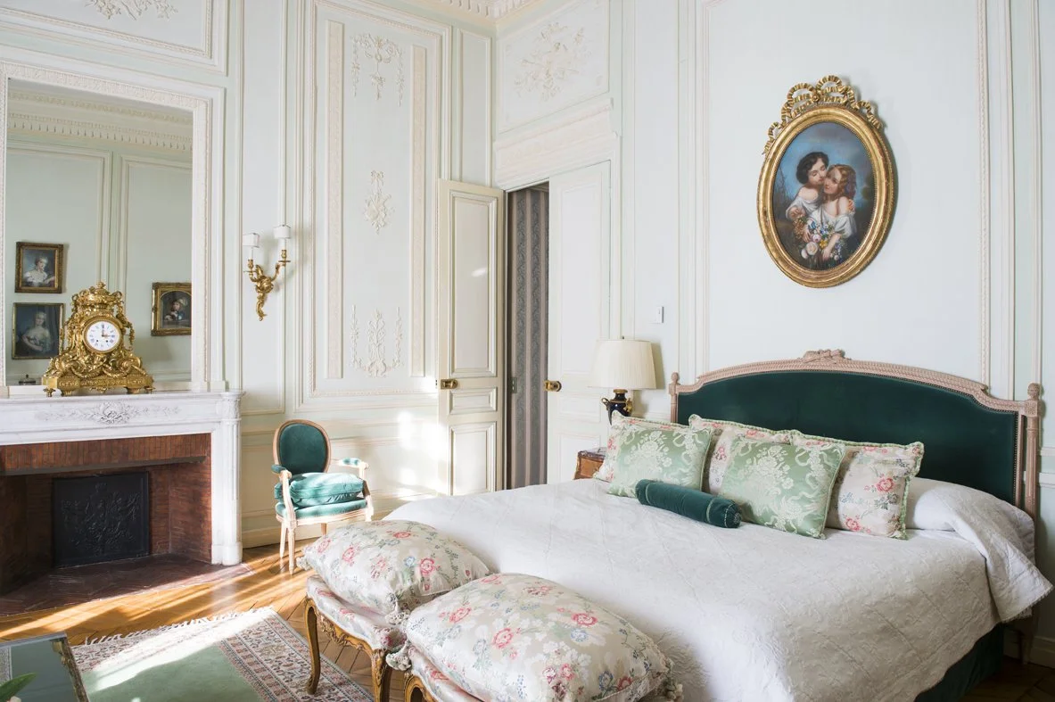 chateaux de crayeres suite.jpg