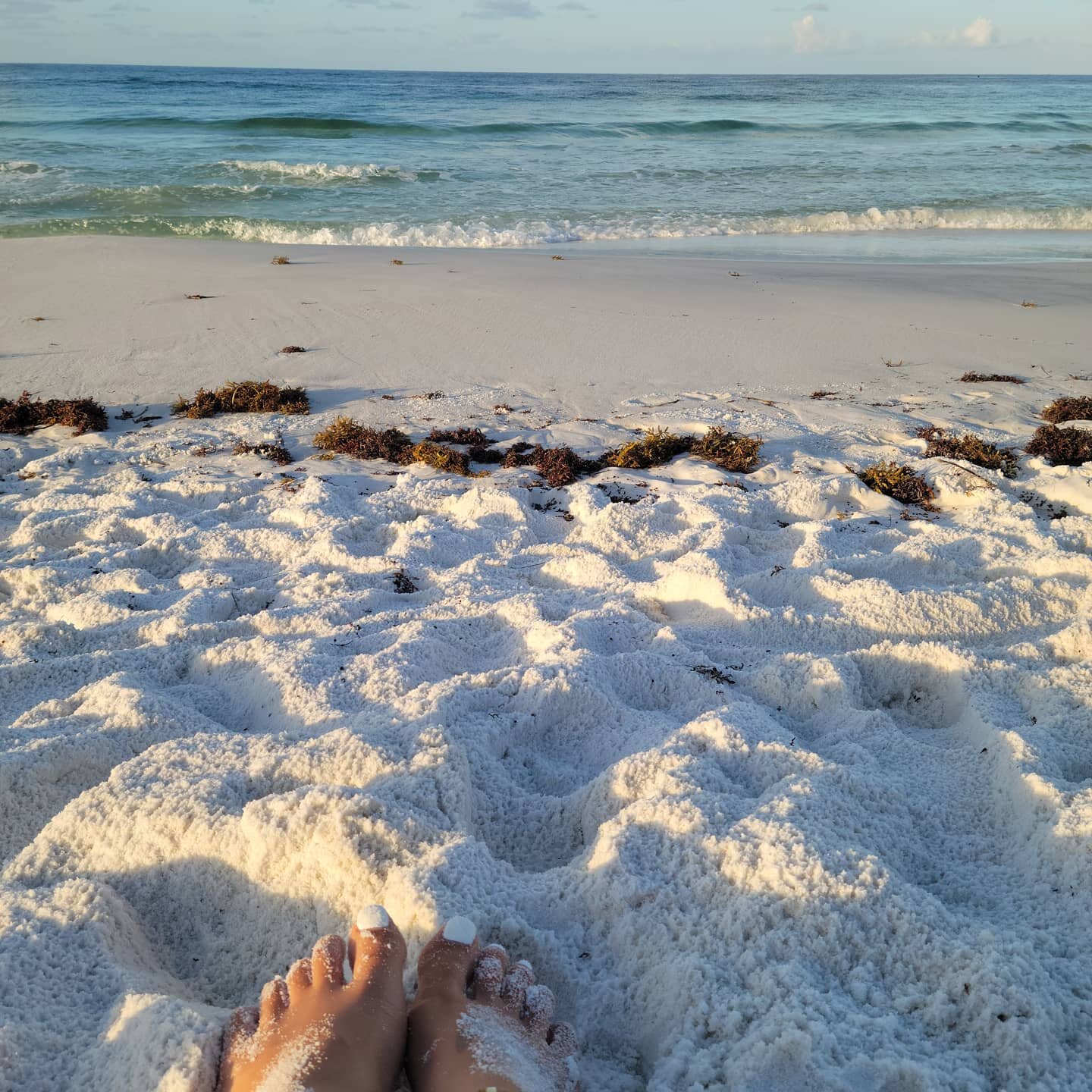 Happy Saturday! 

Enjoying my toes in the sand for the last time on this spectacular week. 

Now time to go back to wearing shoes again!

Where do you like to recharge and reconnect? 

Beach or mountain? Hot or cold? Staycation or vacation? ⛰🌊☀️