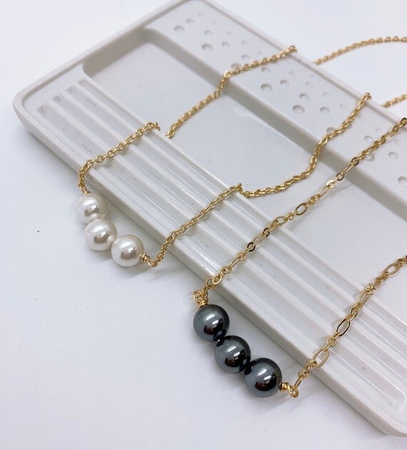 https://i.etsystatic.com/7313971/r/il/4fca90/3167765367/il_570xN.3167765367_65o2.jpg