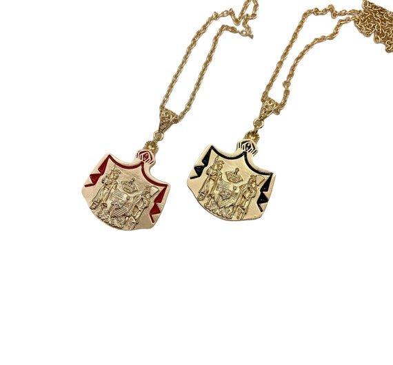 https://i.etsystatic.com/7313971/r/il/5864c6/3170817980/il_570xN.3170817980_mze2.jpg