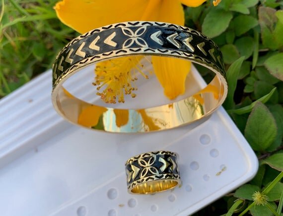 https://i.etsystatic.com/7313971/r/il/72b326/2516772356/il_570xN.2516772356_a6xa.jpg