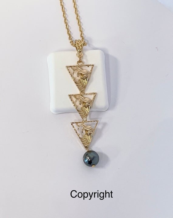 https://i.etsystatic.com/7313971/r/il/1732b8/3168125661/il_570xN.3168125661_40xz.jpg