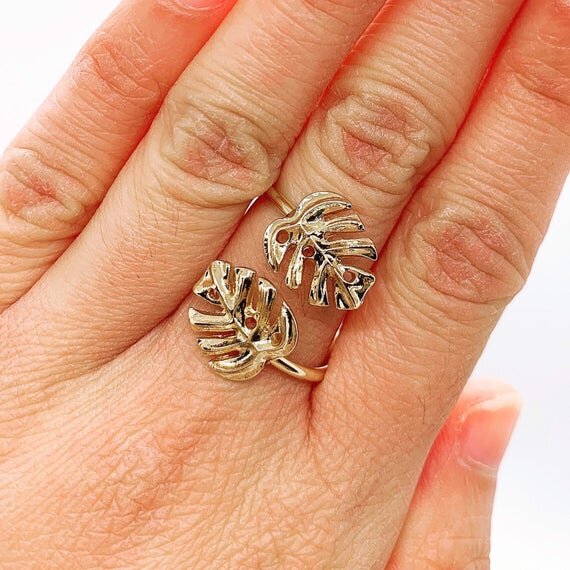 https://i.etsystatic.com/7313971/r/il/24c308/1945001774/il_570xN.1945001774_lz70.jpg