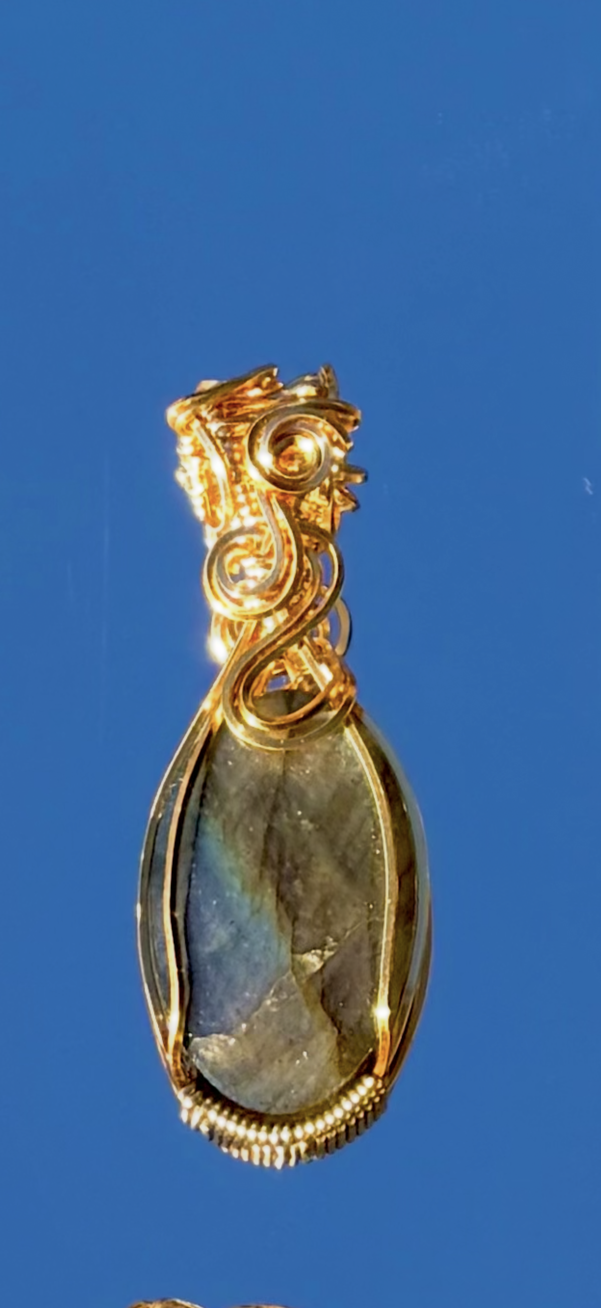 LG LAB GLD2.PNG
