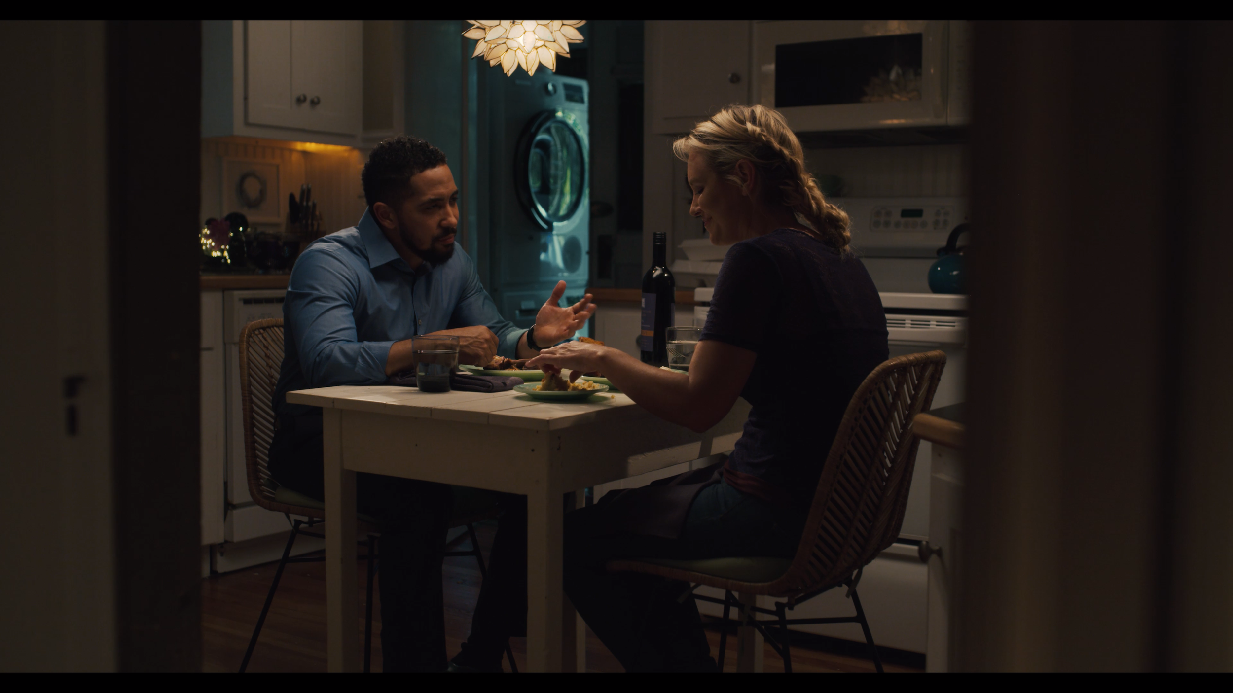 rozzie_full length_020821_4k_h264-00_23_55_20.png