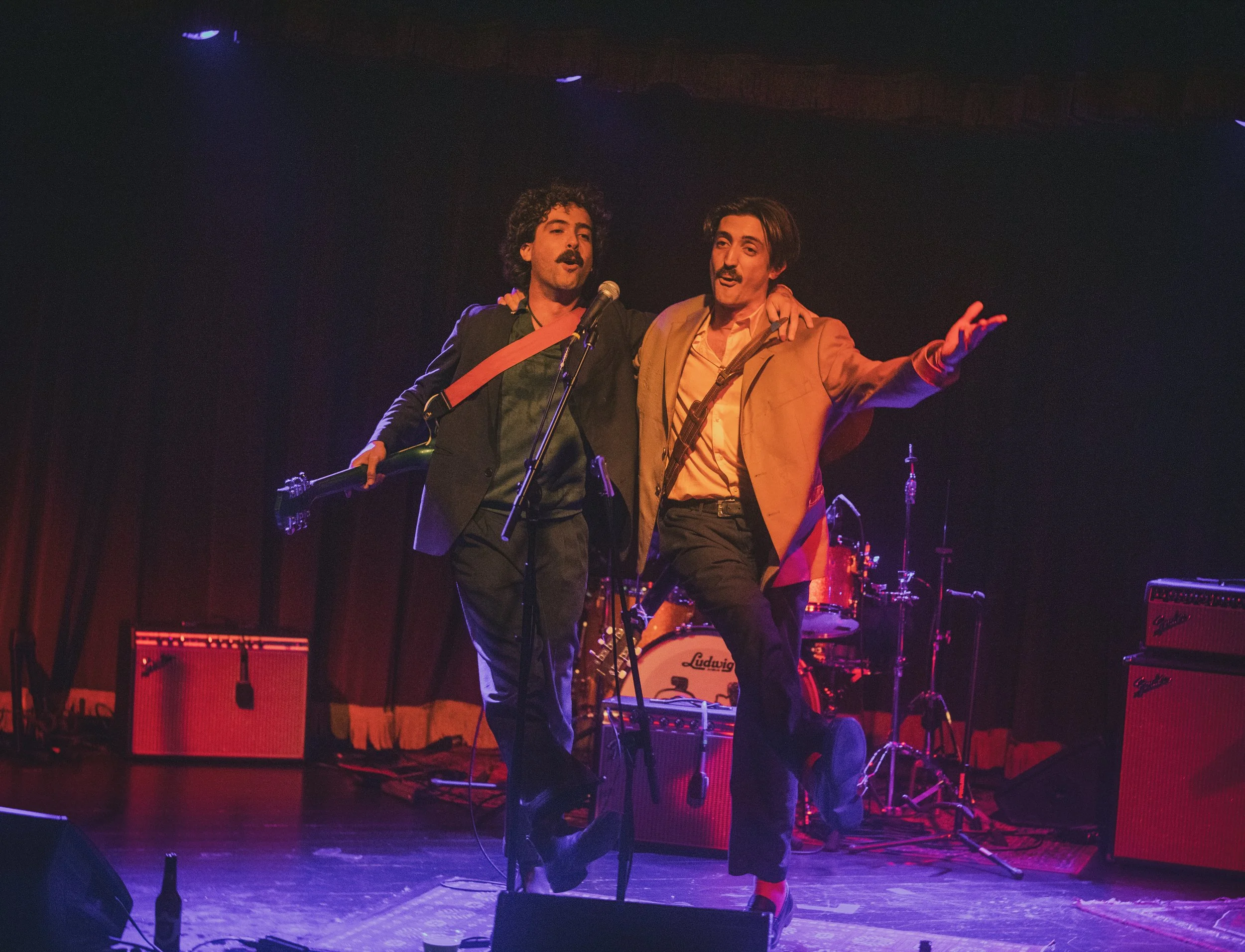 Lounge Life 3-08.jpg