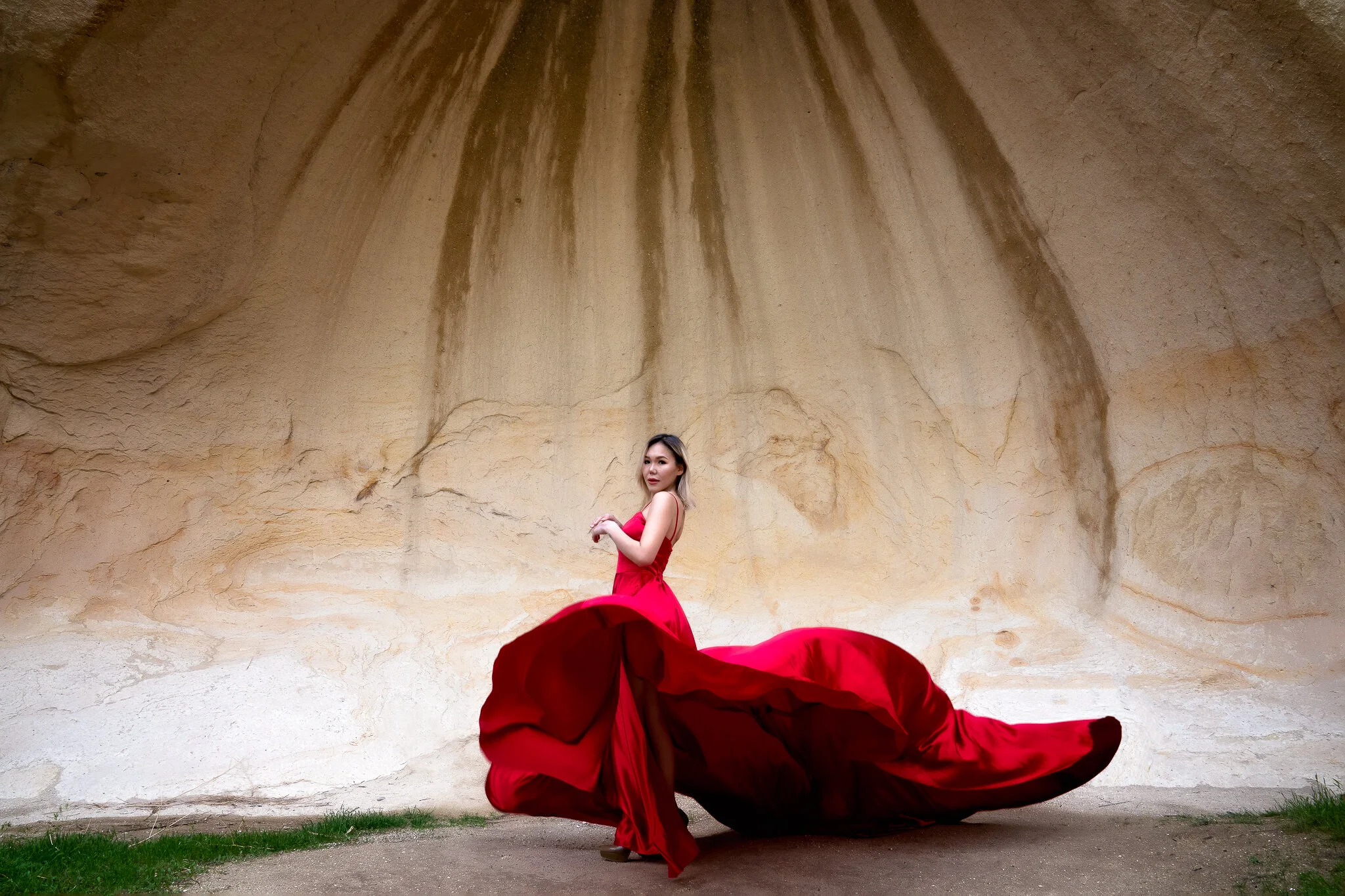 Pasabag cave 2 small.jpg