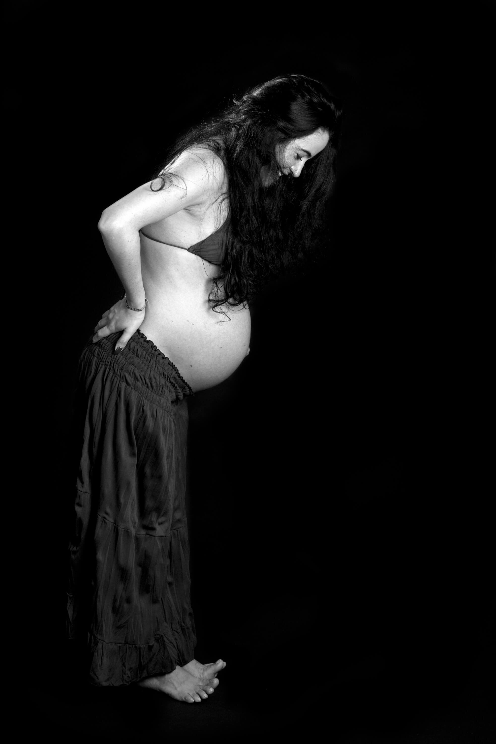 funny maternity photo