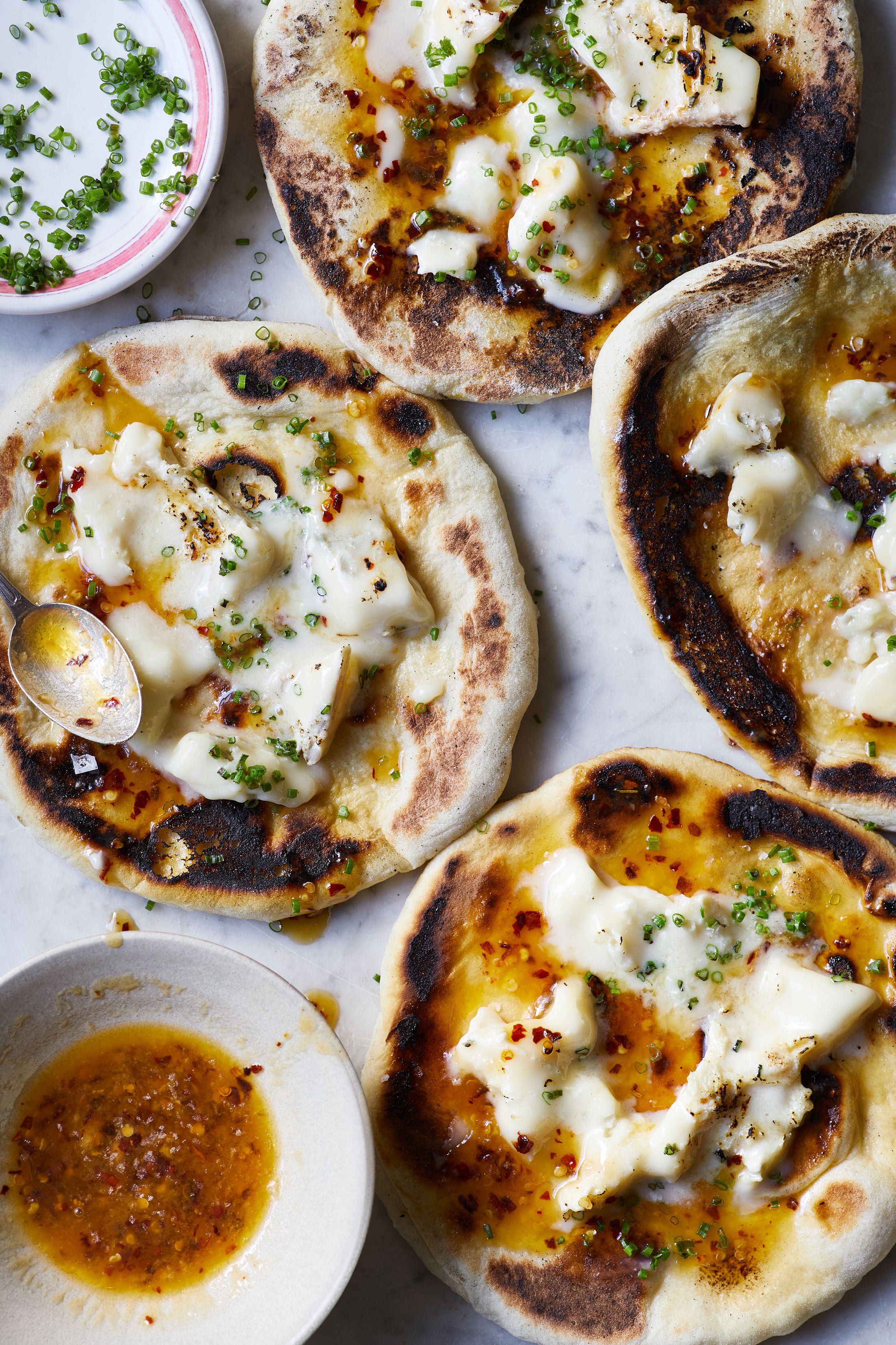 BIL_Kuro-Eatery_Flatbreads-with-fermented-hot-honey-butter_508.jpg