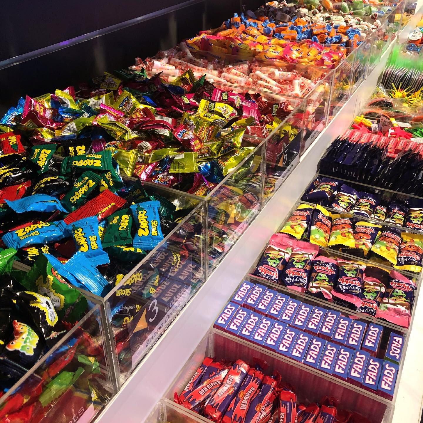 Have a sweet time with us at Totally Game Southland !! 

Always stocking the best treats for you to choose as prizes 🍬🍫🍭
.
.
.
.
#prizes #treats #arcade #fun #family