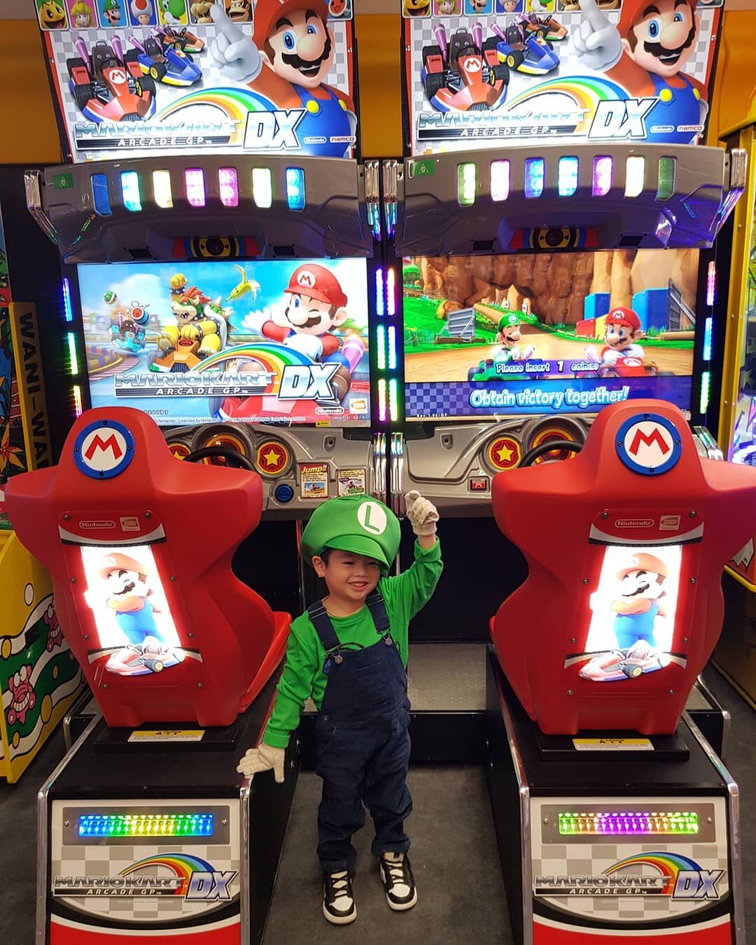 This mini Luigi came by to show us how to play Mario Kart in style! 🚗
.
.
.
.
.
#Arcade @nintendoaunz #MarioKart #SchoolHolidaysIdeas