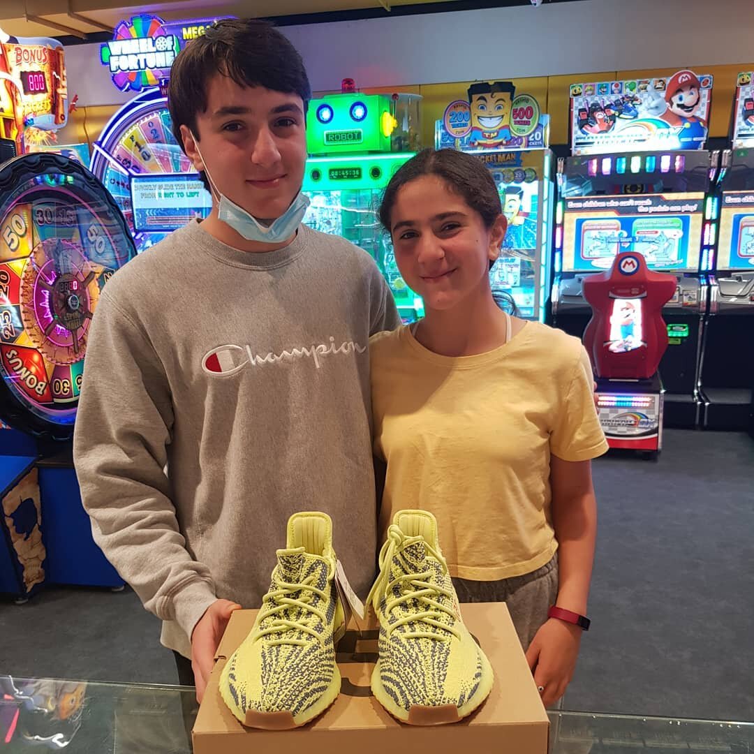 We had some very skilled customers score enough tickets to redeem the Yeezy Boosts! 👟

What big ticket item do you think we should get in next? Comment below! 👇

.
.
.
#Yeezy #Redemption  #Arcade