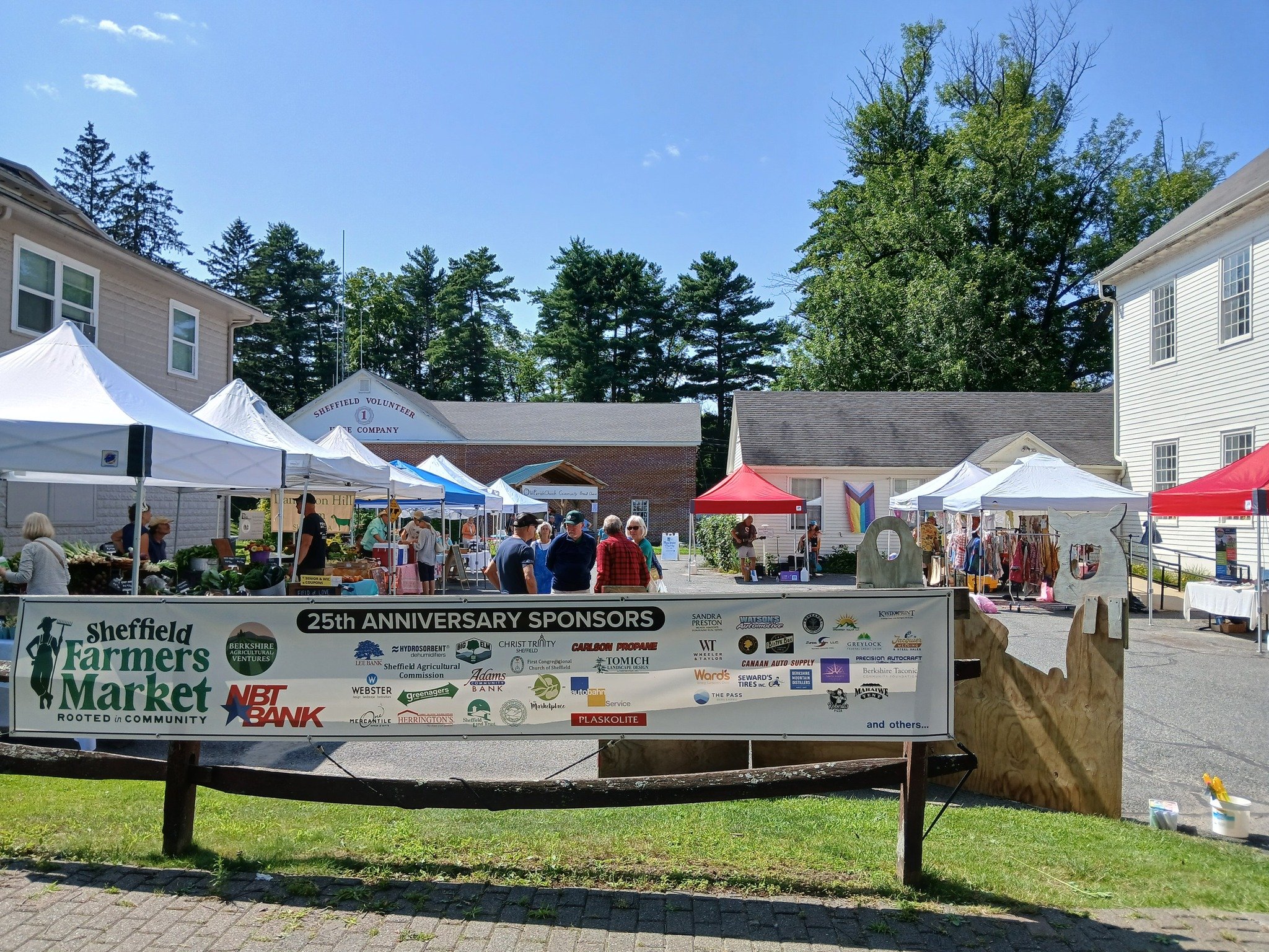 💚Many thanks to the @berkshireedge and managing editor Shaw Izikson for highlighting the importance of SNAP matching support - for our neighbors, our farmers, and our markets in the Berkshires and over the border in CT. >>Link to story in bio!