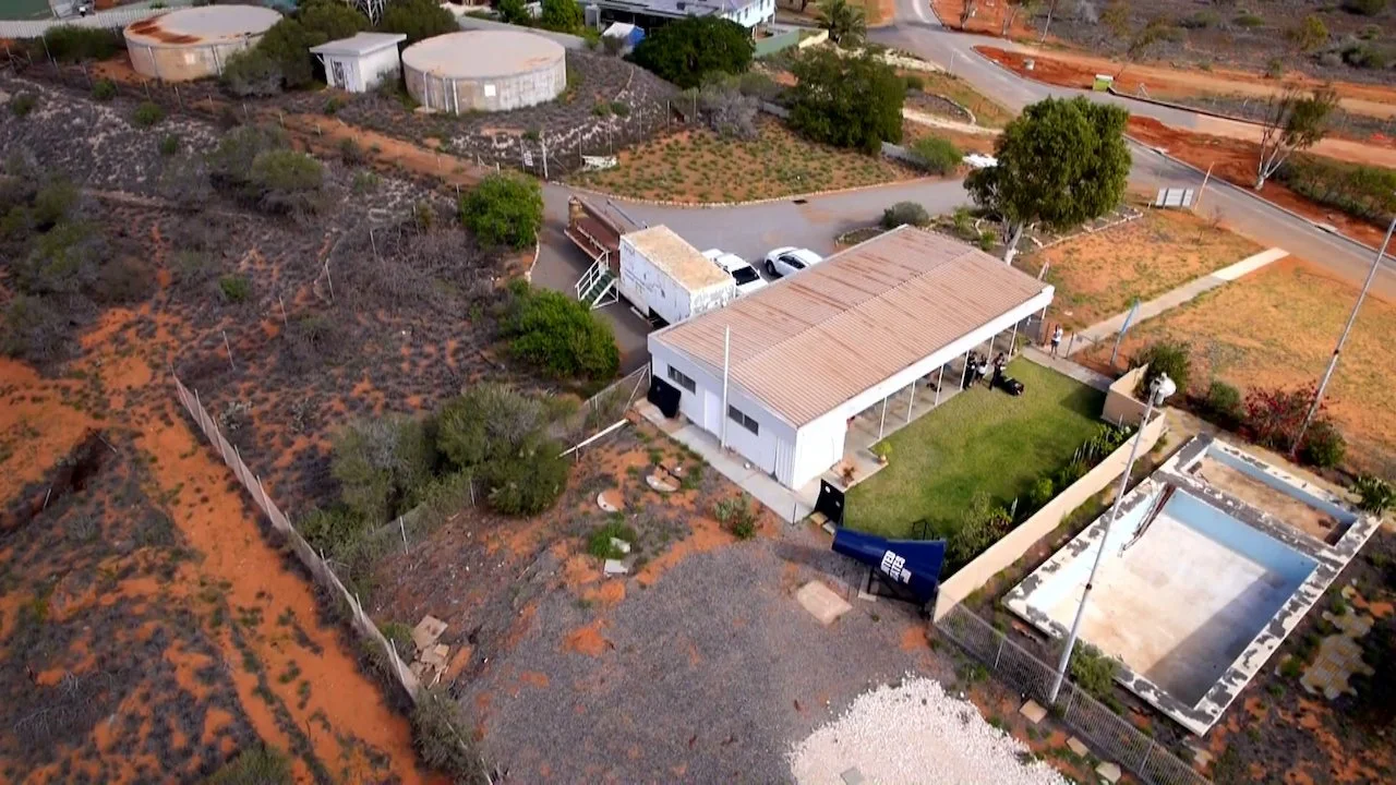 tegg1_OTC pool_Carnarvon Space and technology Museum.jpg
