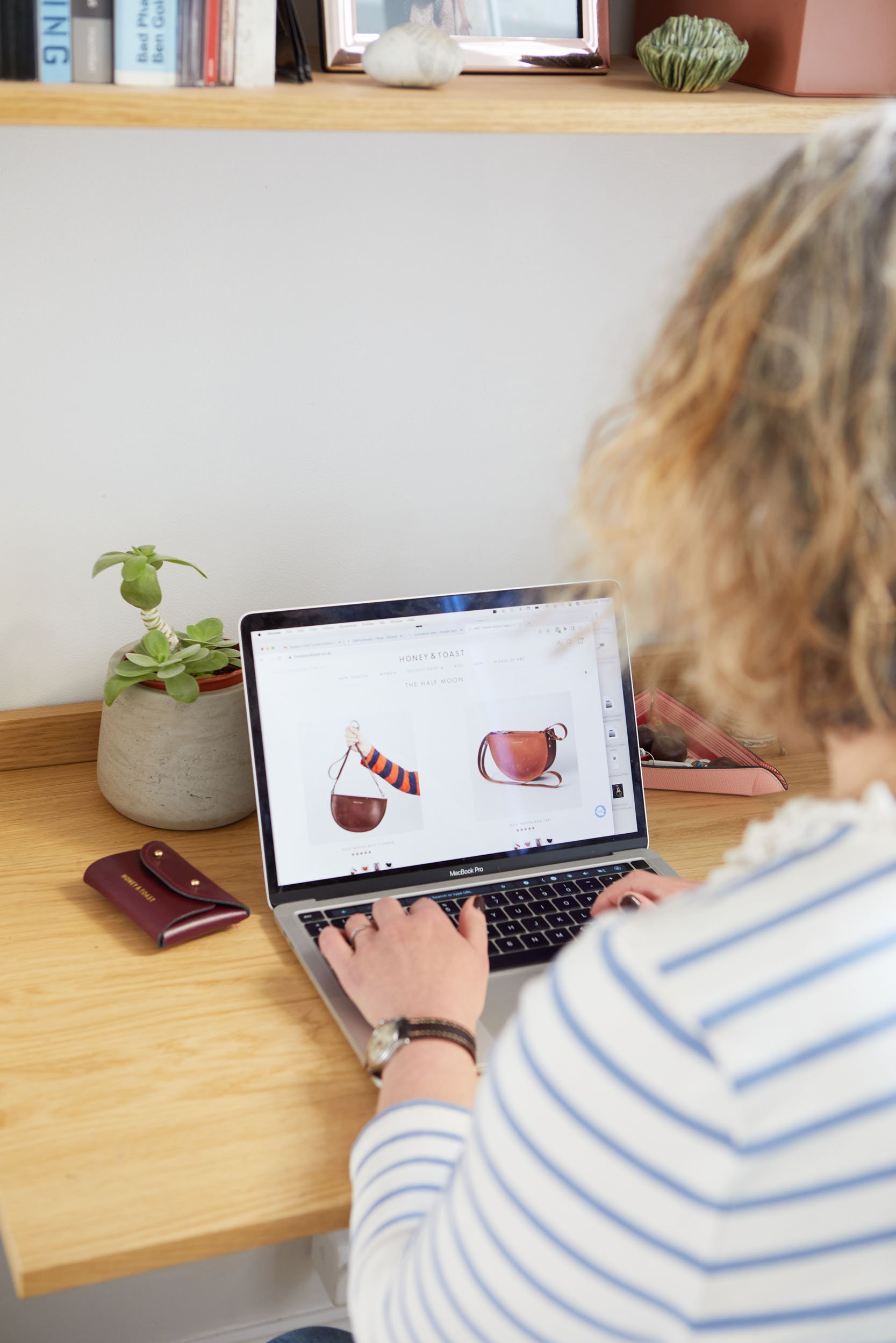 5 Ways to Use Your Product Photos to Grow Your Small Business