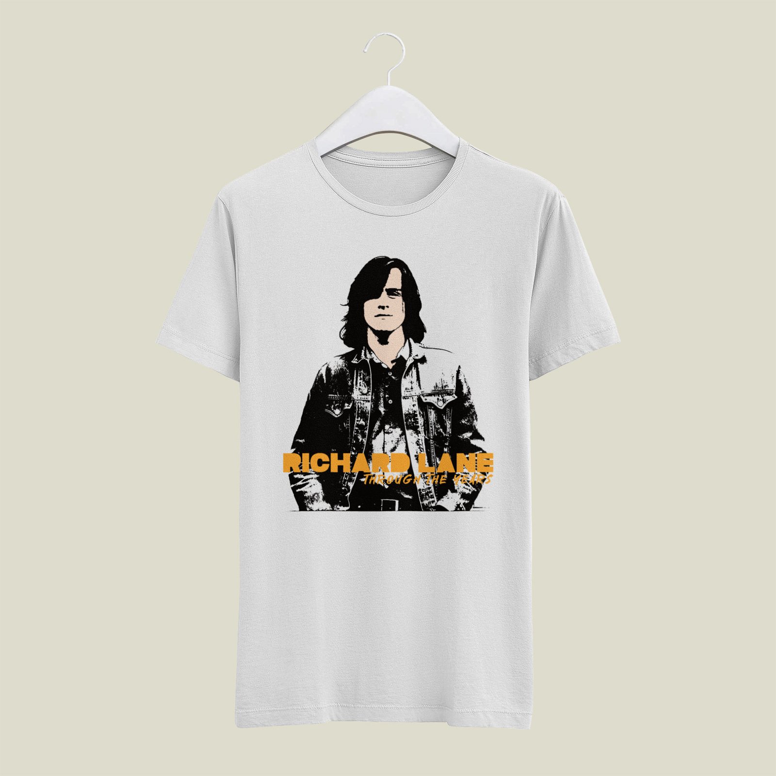 tshirt-hanging (40).jpg