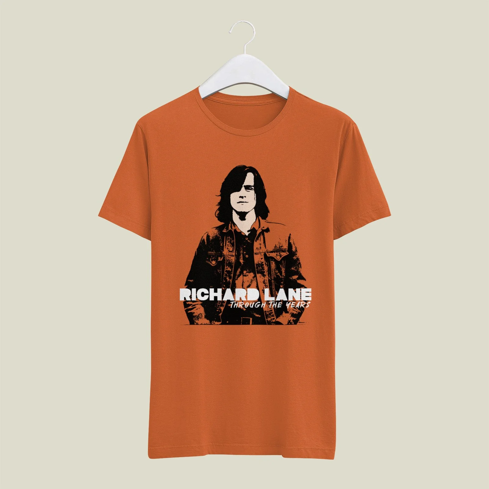 tshirt-hanging (39).jpg