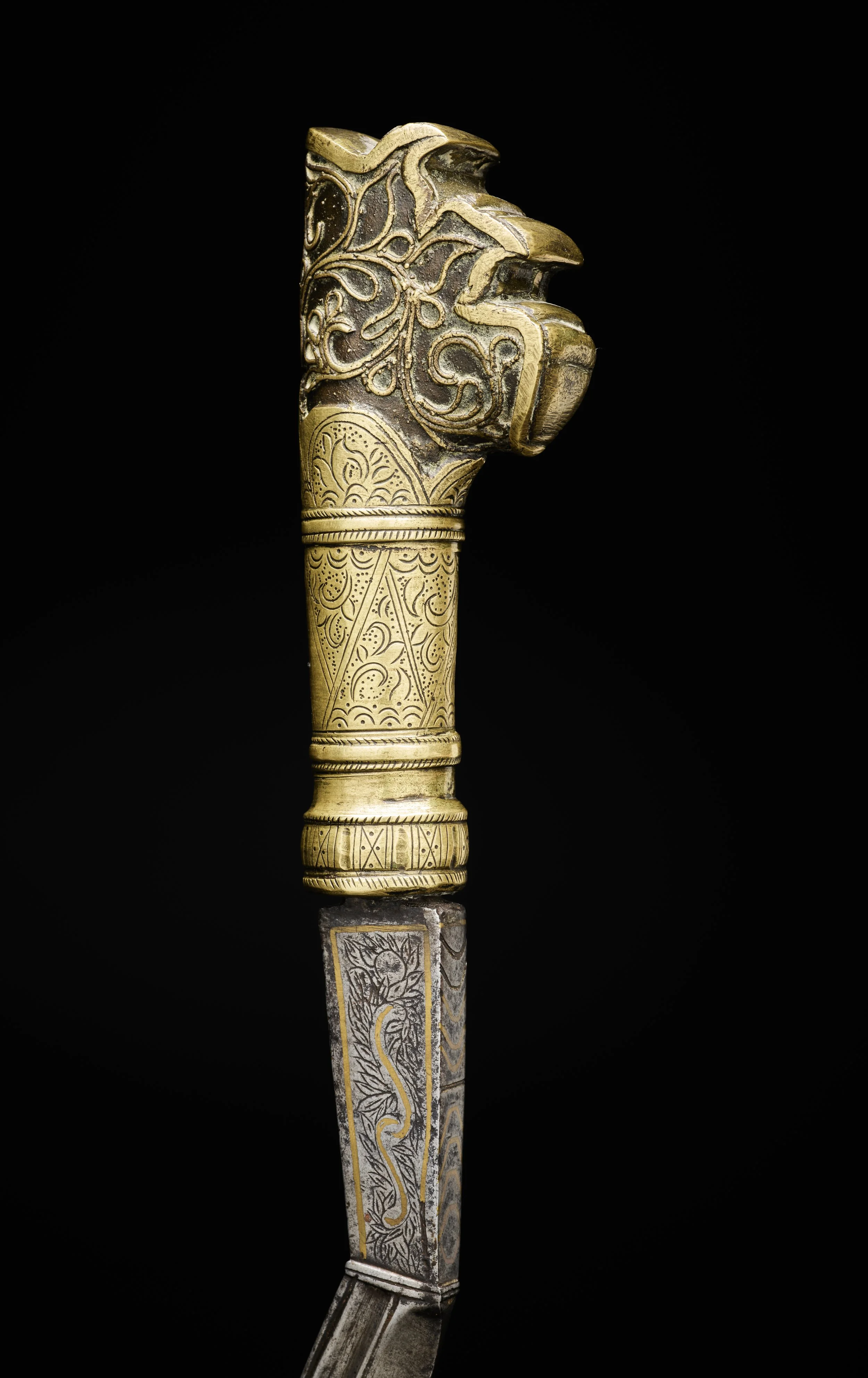 Dayak 2 sword 5 copy.jpg