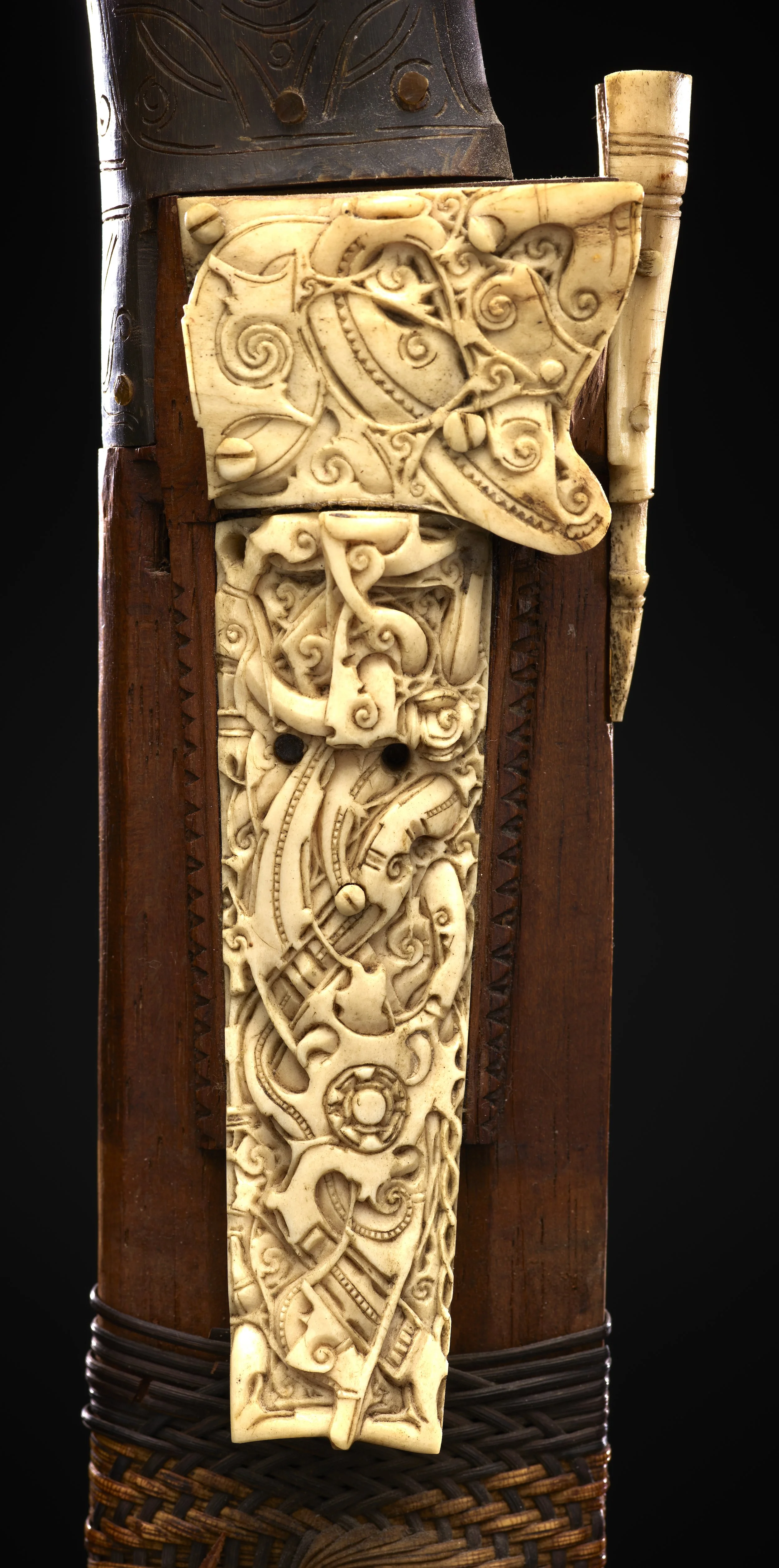 Dayak 1 sword 3 copy.jpg