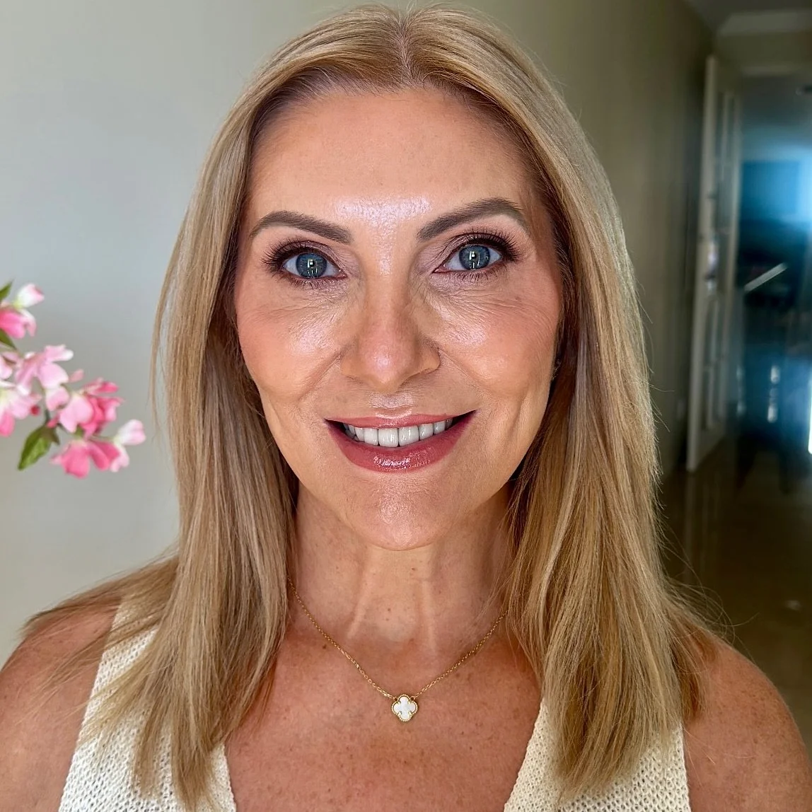 I S A B E L

One of my very first clients.. and 17 years later, she&rsquo;s still putting up with me! Always a pleasure glamming this gorgeous face and I&rsquo;m beyond grateful for the loyalty she and her beautiful daughters have shown me over the y