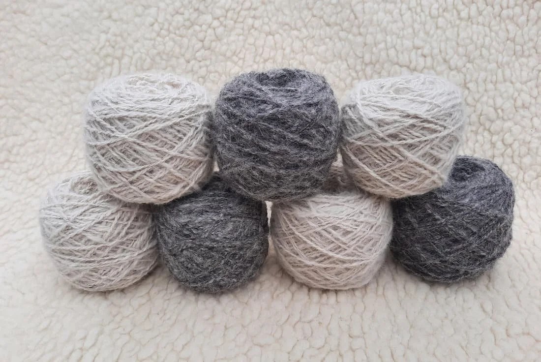 Husky undercoat yarn