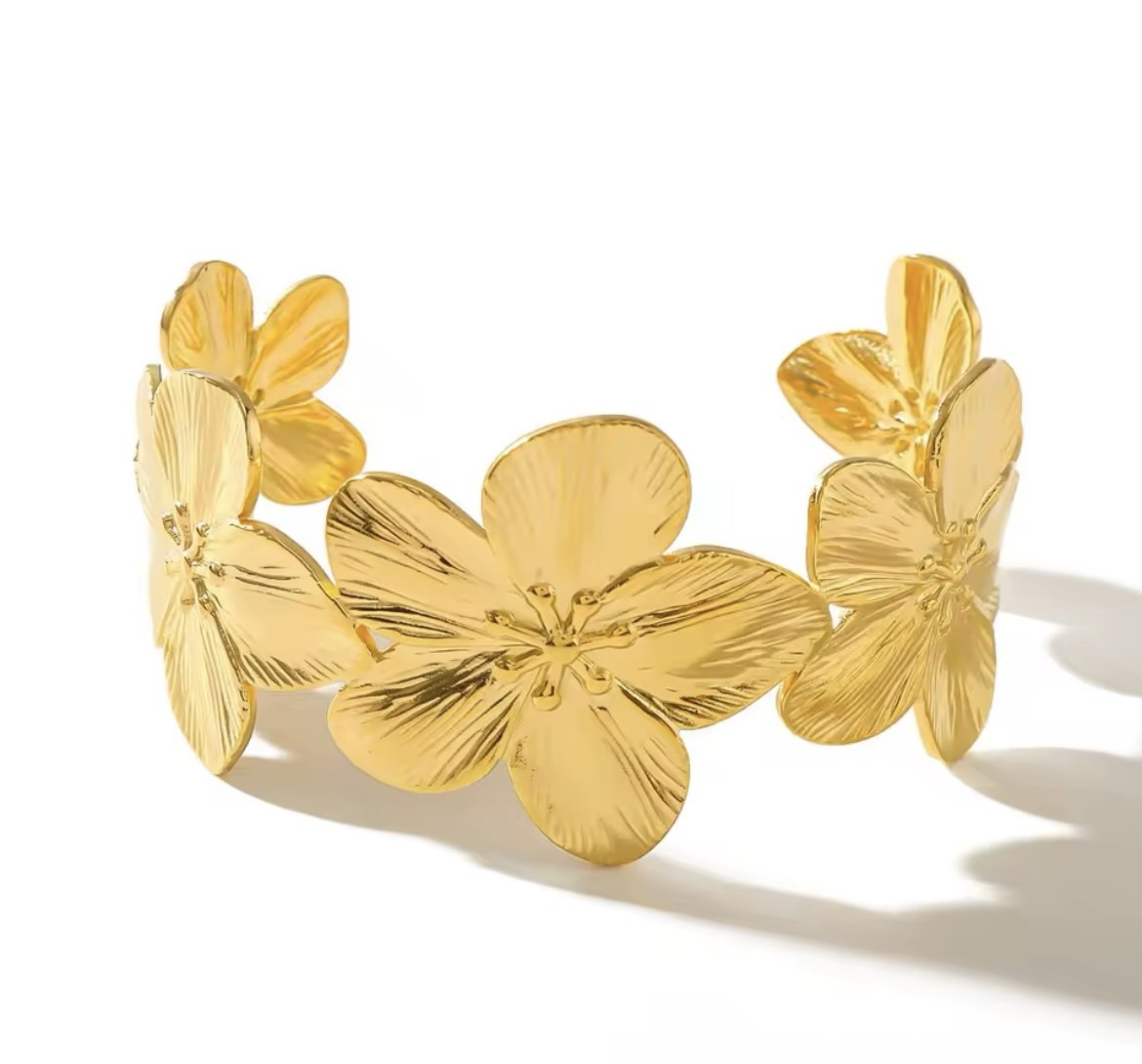 FLOWER Bangle
