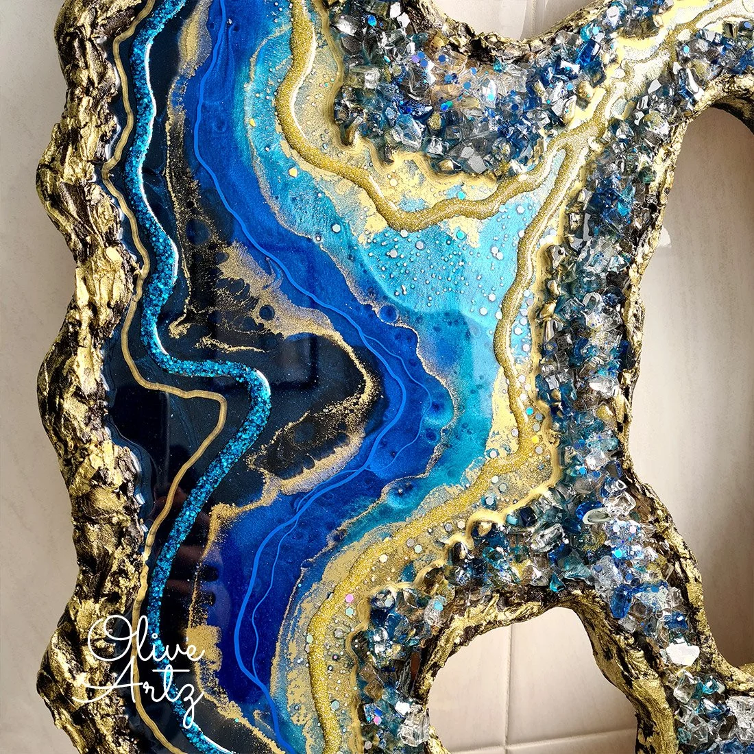 What Is Resin Art Olive Artz