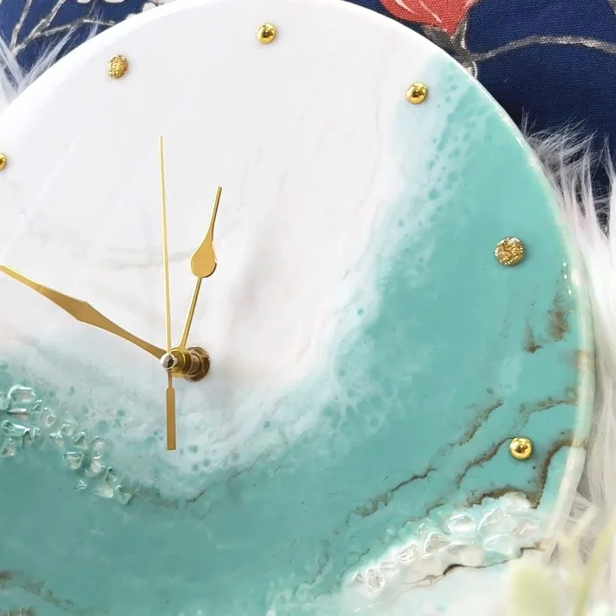 oliveartz-clock2.jpg