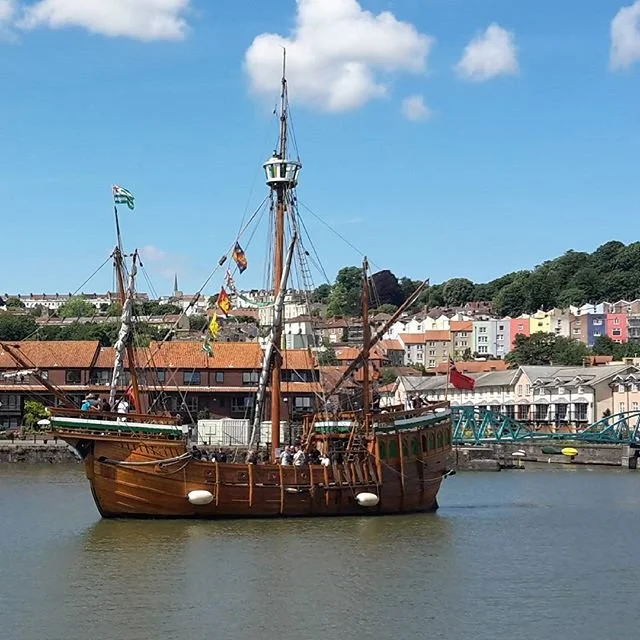 ☀Oh it's shaping up to be a beautiful sunny Bank Holiday weekend! ☀ 
Why not hop on board and explore the main deck and our two raised decks - The fo&rsquo;c&rsquo;sle (forecastle) and the aftercastle of The Matthew for FREE!

We will be open for vis