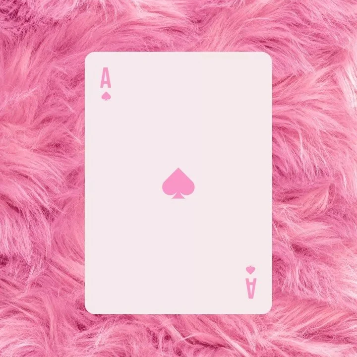 &spades;️The Ultimate Skincare Line-Up
Your skin&rsquo;s royal flush 👑  every ace you need for a healthy, radiant glow.

💖 CLEAN &ndash; Start strong. A gentle yet powerful cleanser that removes buildup without stripping your skin barrier.
💖 SMOOT