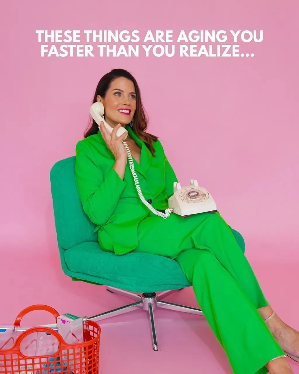 We talk a lot about what helps your skin&hellip; but these everyday habits might be doing the opposite. 👀✨

The truth? Aging is about the small, repeated things we overlook. Skipping SPF, guessing with skincare, falling asleep in makeup, putting off