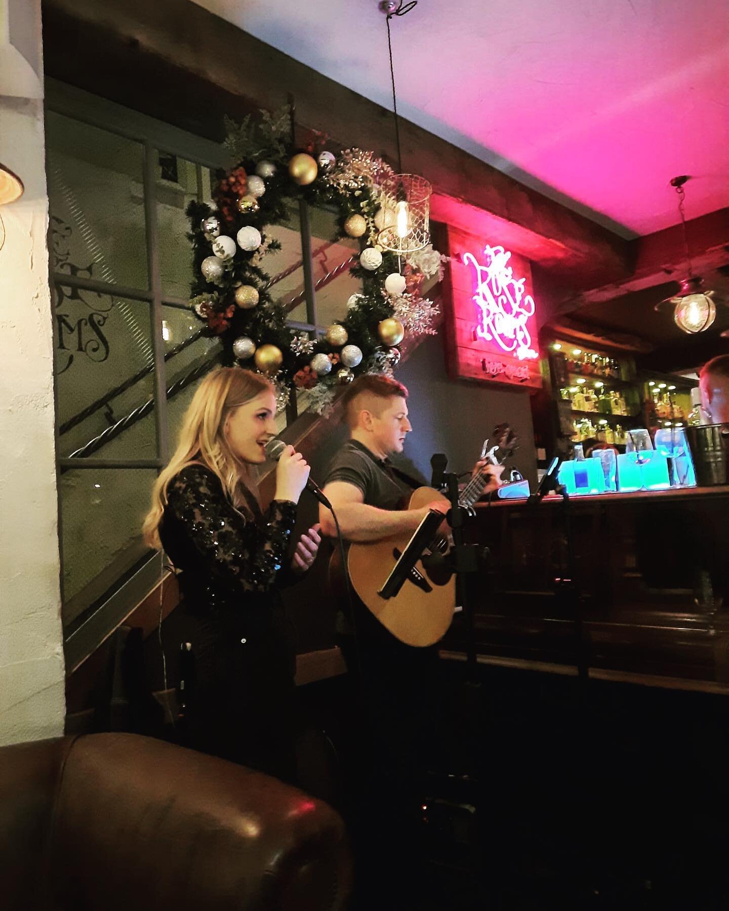 🥳 That&rsquo;s a wrap on 2021! Thanks @thebotanistuk for a great gig in Alderley Edge tonight. Wishing you all the best for 2022 and hoping it&rsquo;s your best year yet!💪🏻 x