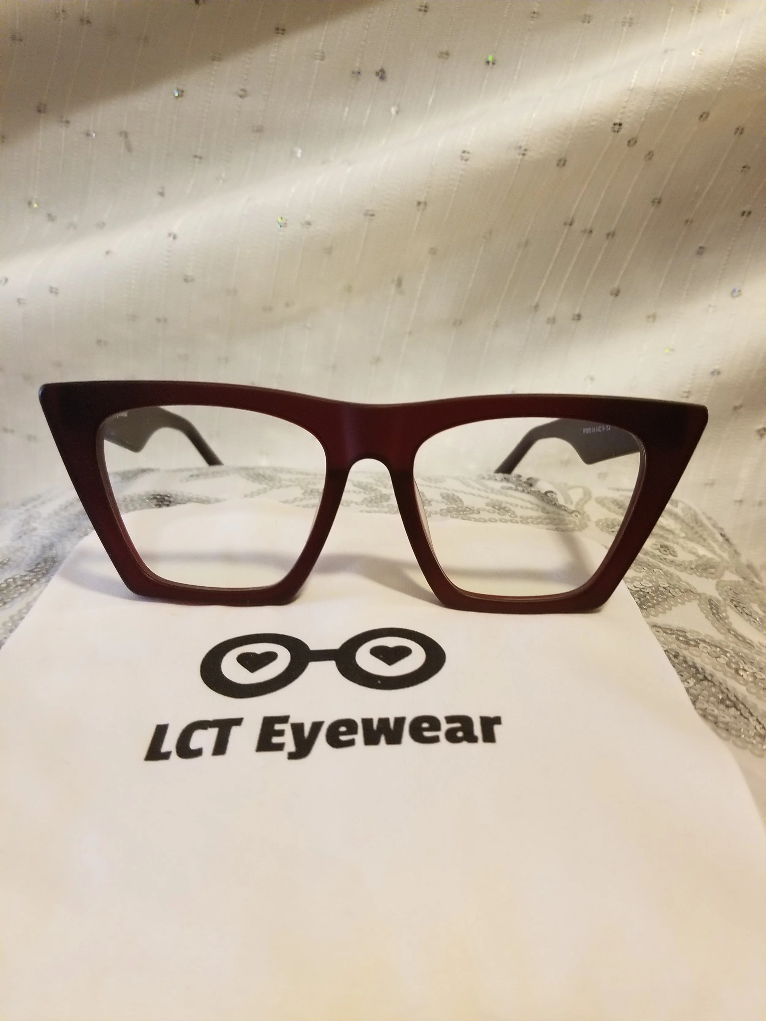 LCT Classy Frames — LCT Eyewear Collections display picture 1