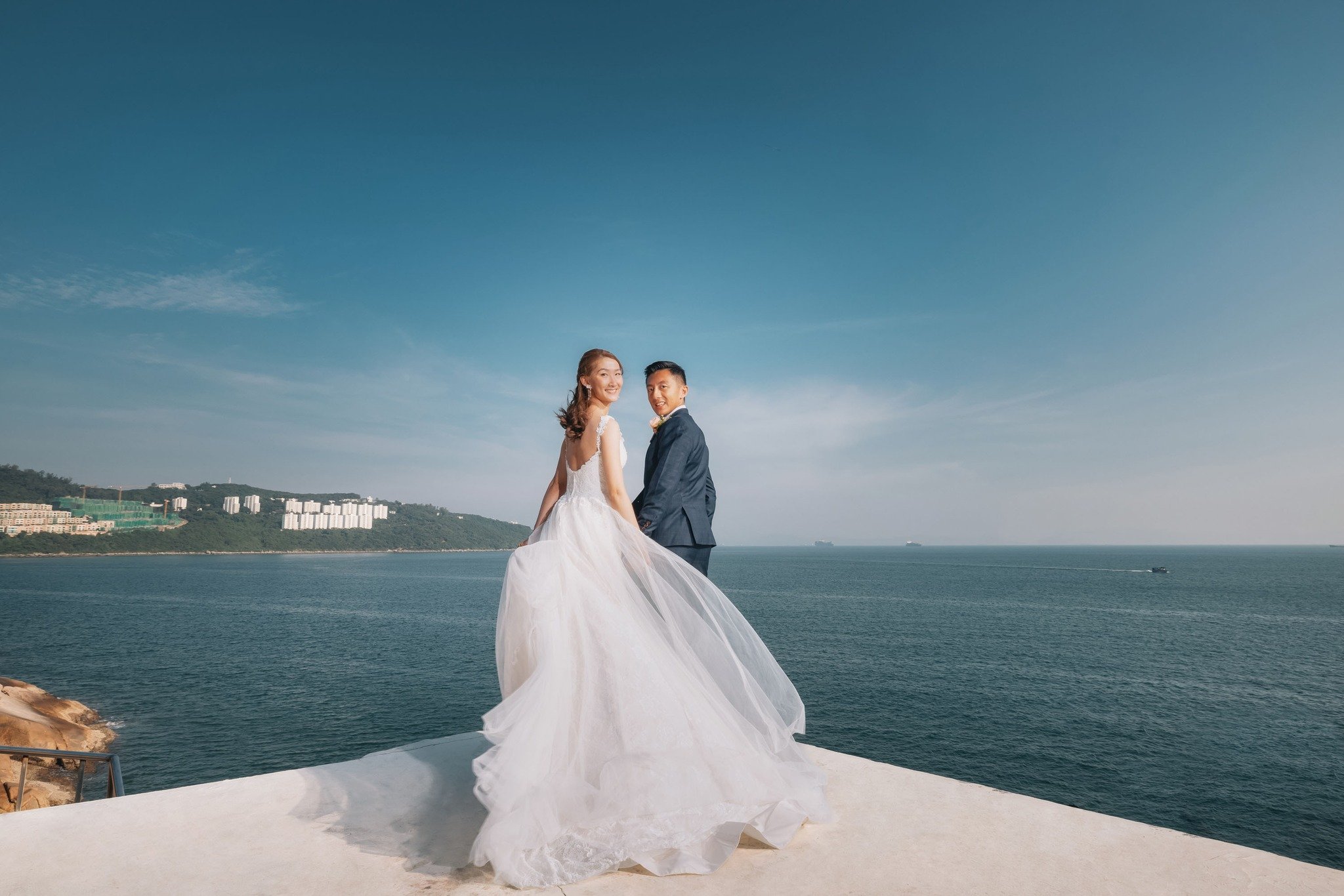 麥斯光流 The.M.Photo PreWedding
Professional wedding photography team based in Hong Kong
📸 : @themphoto.wedding | @themphoto.official
📫DM us for more info
MUA: @niclaumu  @niclaumubridal 
#TheMPhoto #麥斯光流 #PreweddingHK #香港婚紗攝影 #自然光攝影 #情侶寫真 #MinimalWedd