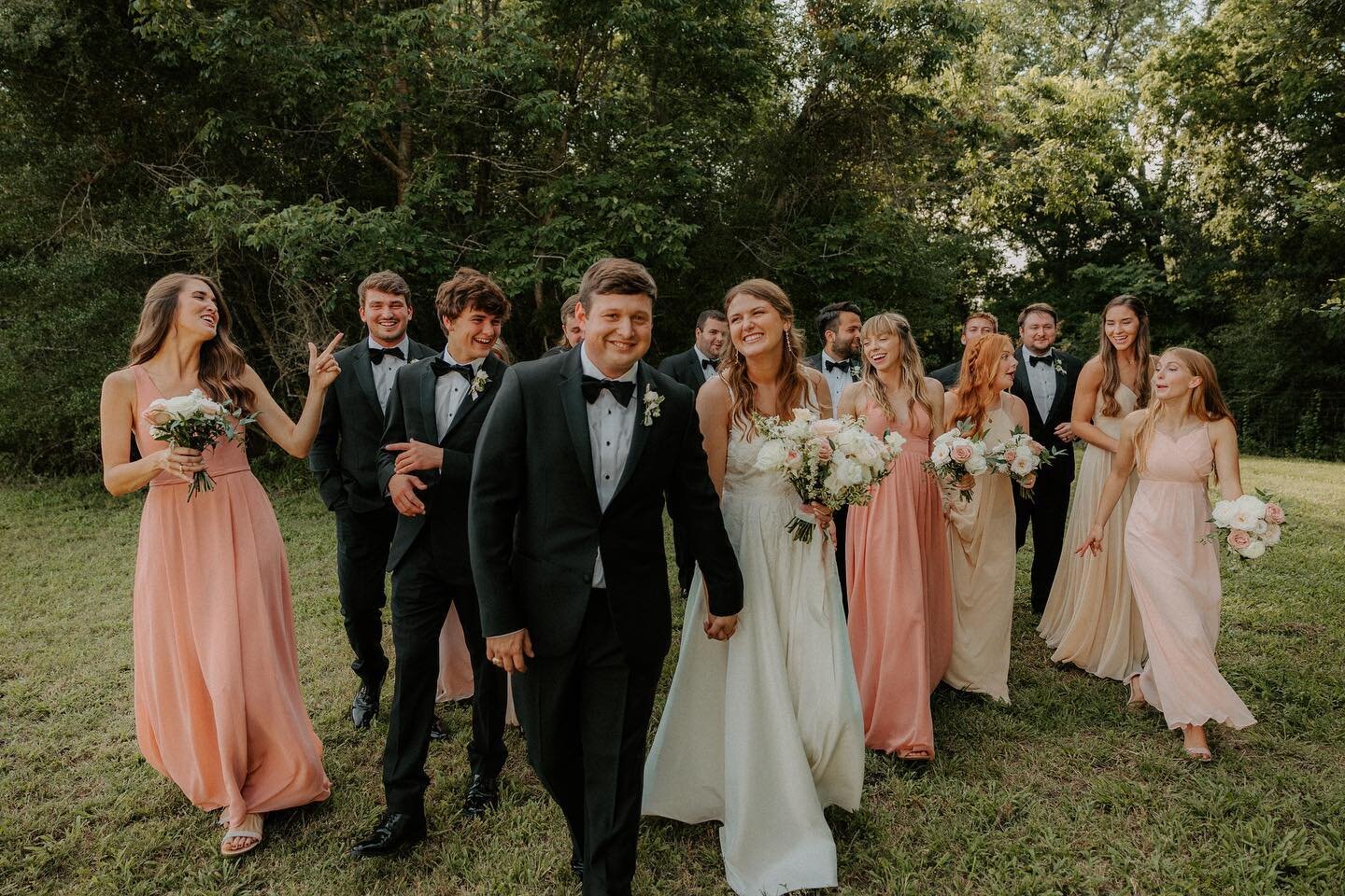 50 days of The Atkinsons!!!!! The WONDERFUL @whitneygivensphoto sent this gallery to me last week and her photos perfectly capture the dreamiest day! The lighting, the colors, everything! 
&bull;
VENDORS:
Venue: @venue311 
Photo: @whitneygivensphoto 