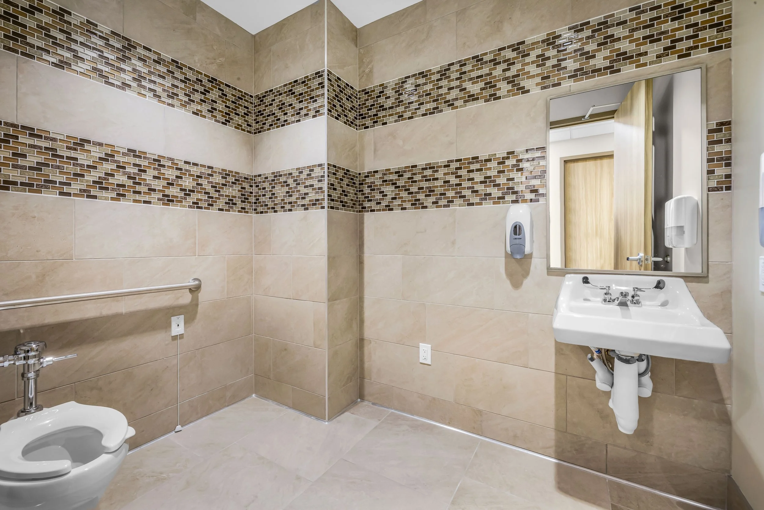 AC0A4468_Gonzaba Southwest_Malitz Construction_Fossum Studios.jpg