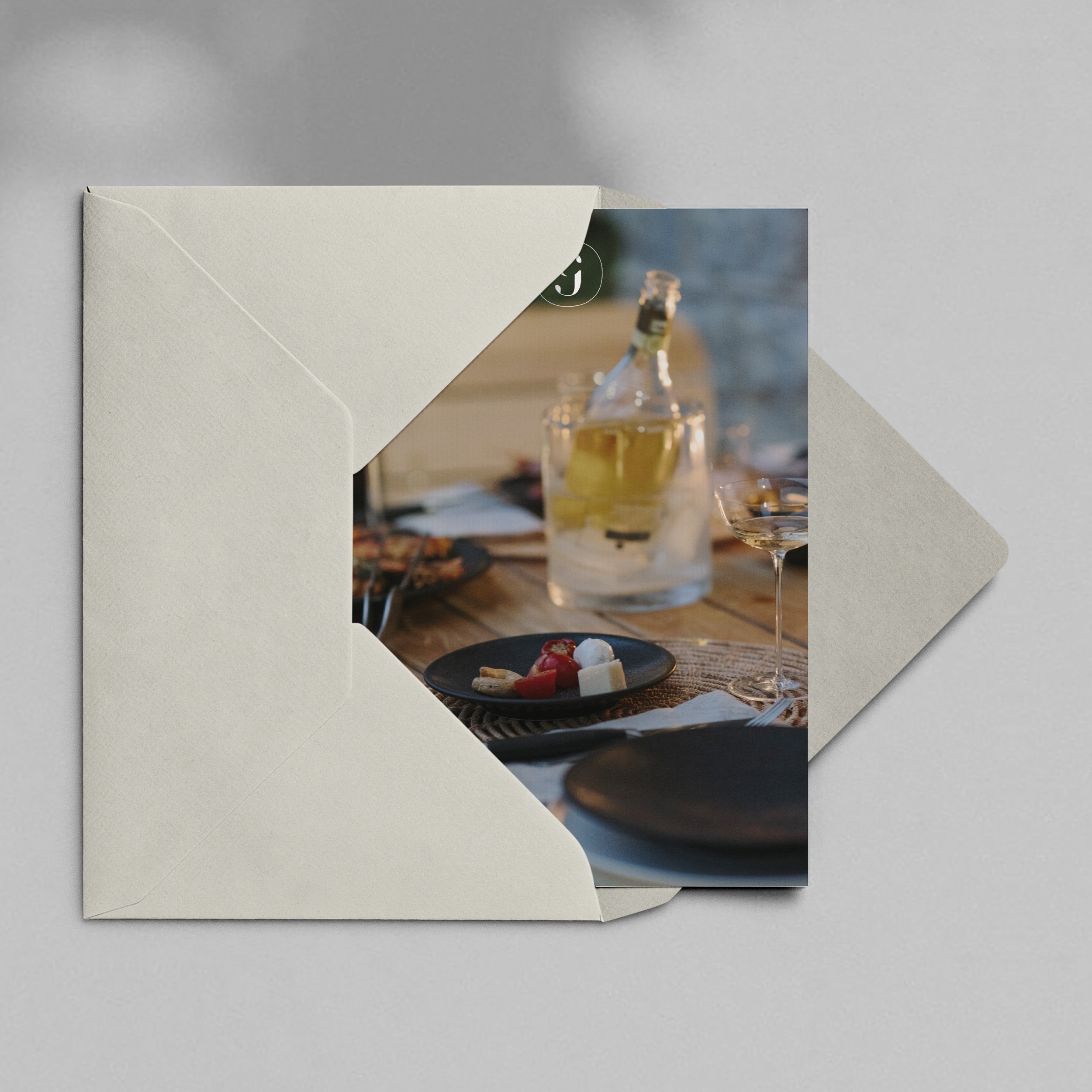Voucher_Envelope01.jpg