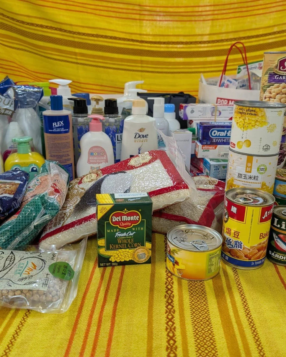 We want to extend our heartfelt gratitude to the Year 6 students of the Korean International School for organising a donation drive in support of RUN and our Health and Essential Services Programme.

The students collected essential daily items to st