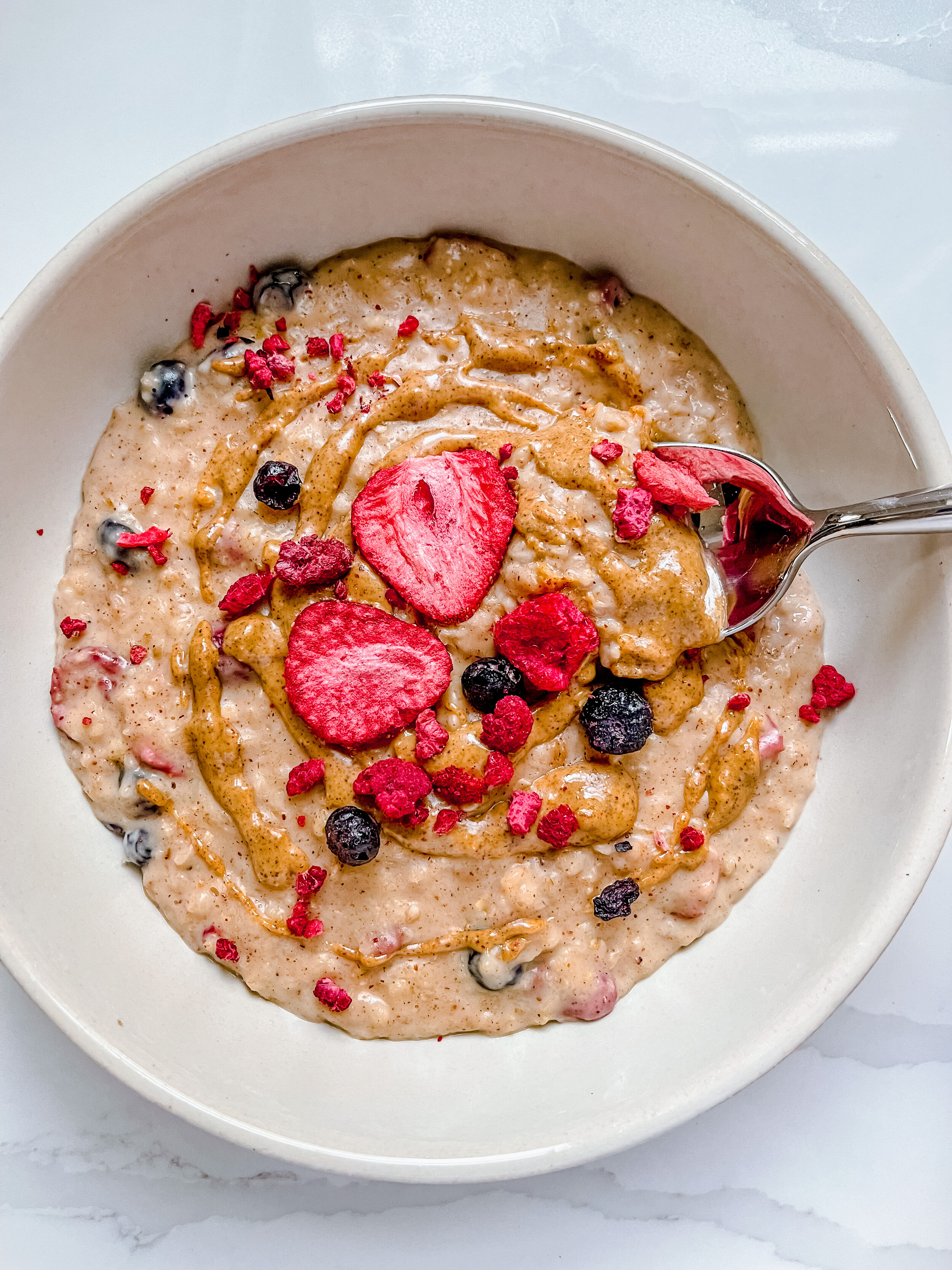Oatmeal/Cereal With Berries